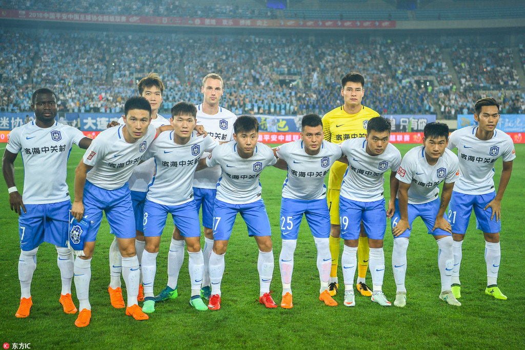 sjuush ：第一次打线下赛朋友说我是外挂