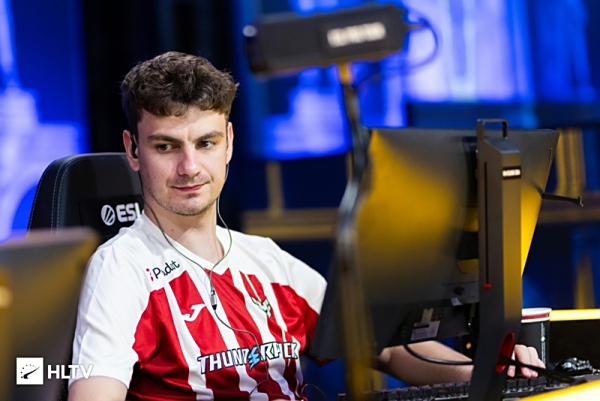 Fnatic 对阵 3DMAX , Legacy vs FUT 在 CS 亚洲锦标赛 2025 四分之一决赛